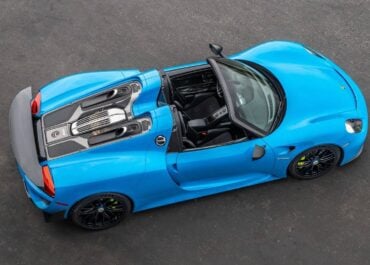 Broad Arrow Air|Water Porsche Auction Preview