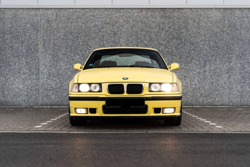 Aguttes Autoworld - 1998 BMW M3